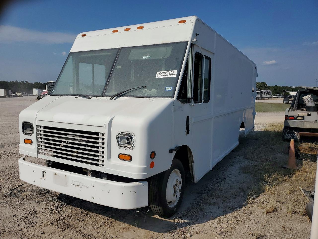 2005 FREIGHTLINER MT45 CHASSIS