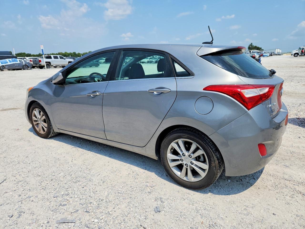 KMHD35LH5EU181471 · 2014 HYUNDAI ELANTRA GT · 2/12
