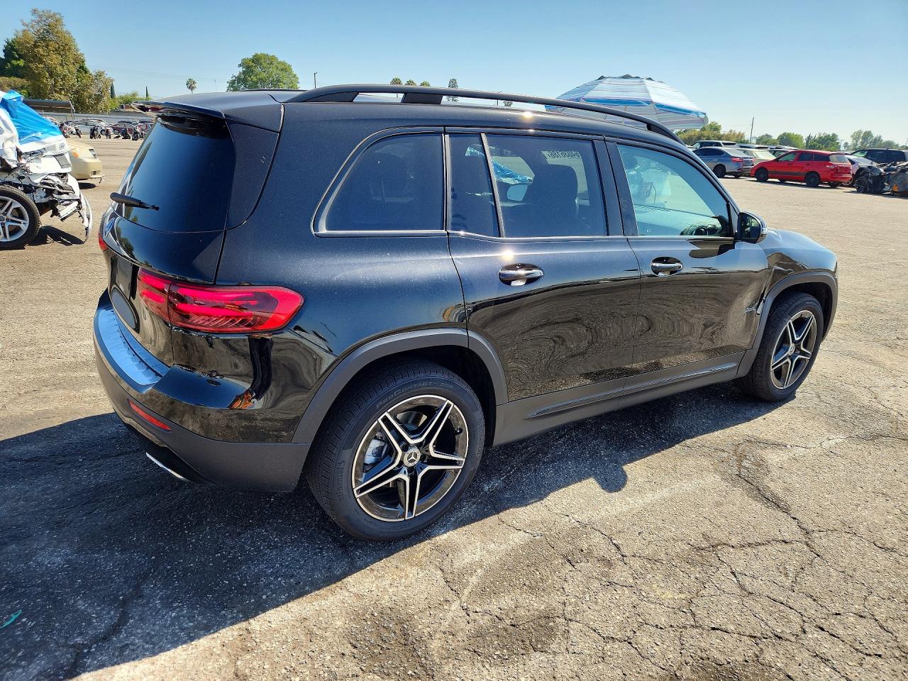 W1N4M4GB8TW457539 · 2026 MERCEDES-BENZ GLB · 3/13