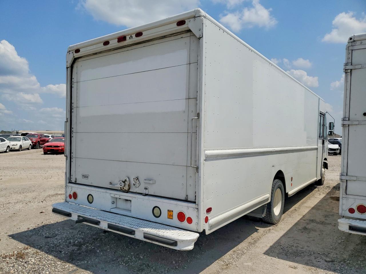1F66F5KY8C0A02594 · 2012 FORD F59 · 3/13
