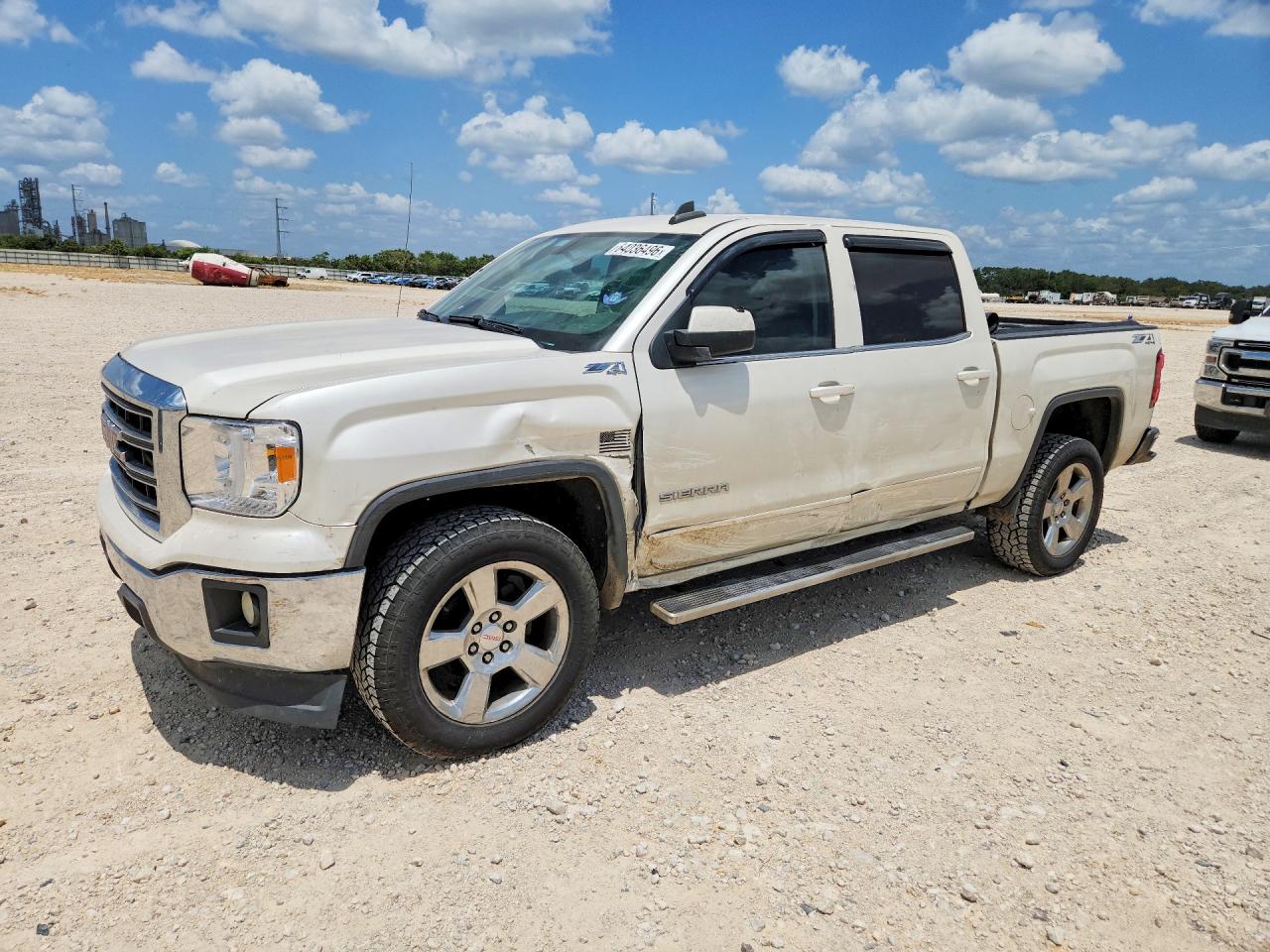 3GTU2UEC4FG181422 · 2015 GMC SIERRA