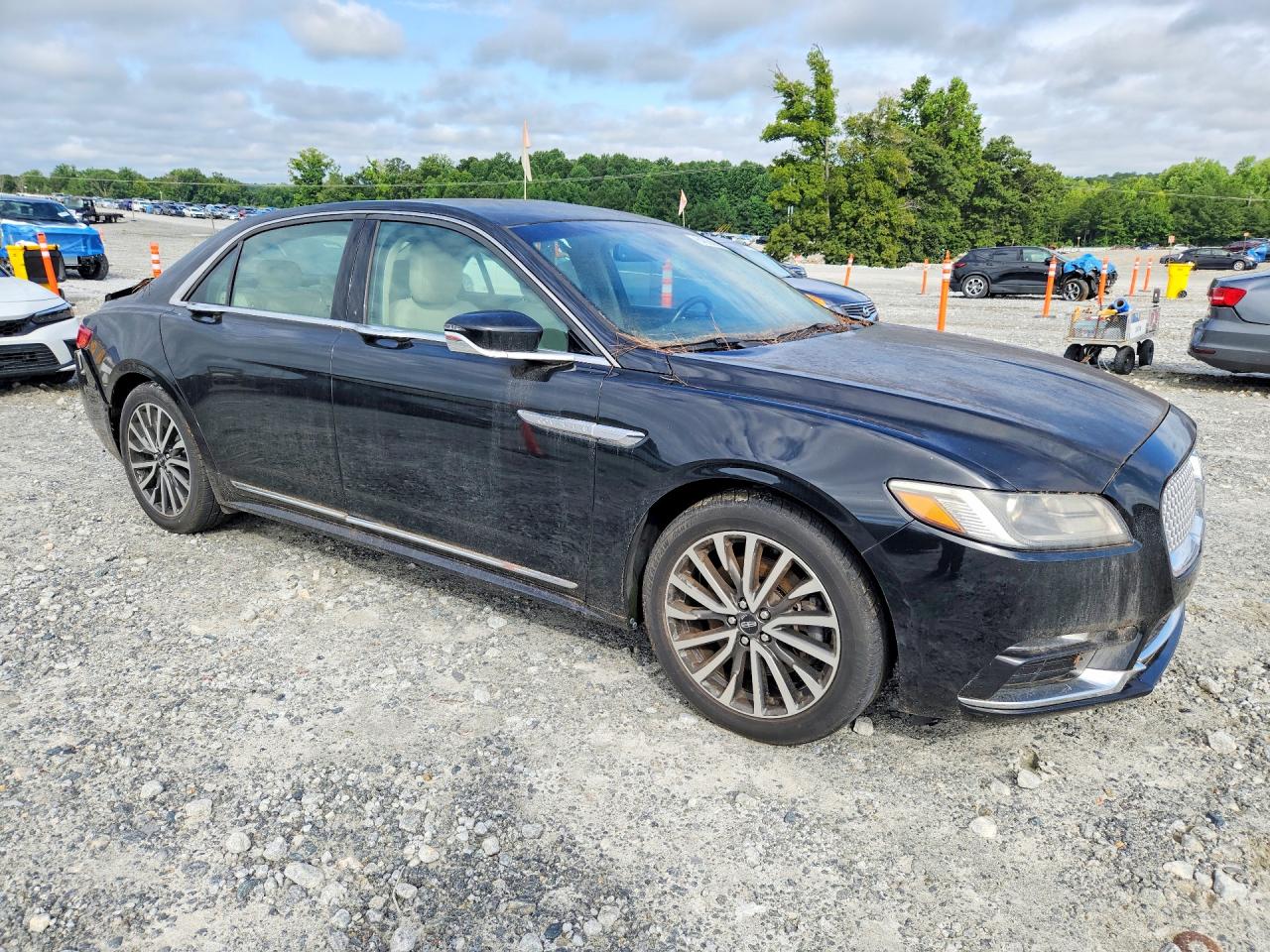1LN6L9SK9H5630937 · 2017 LINCOLN CONTINENTAL · 4/12