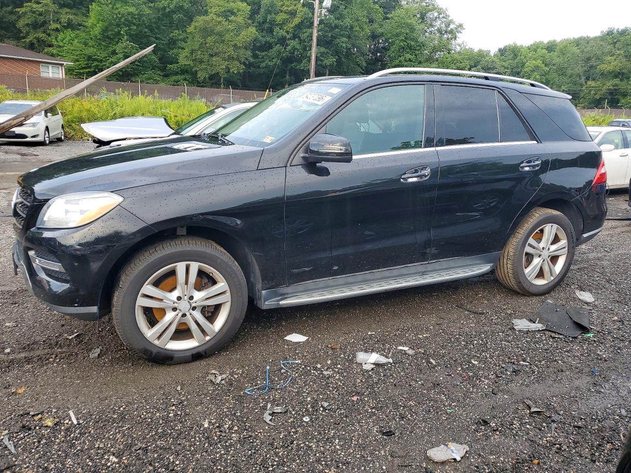 4JGDA5HB4DA230556 · 2013 MERCEDES-BENZ ML