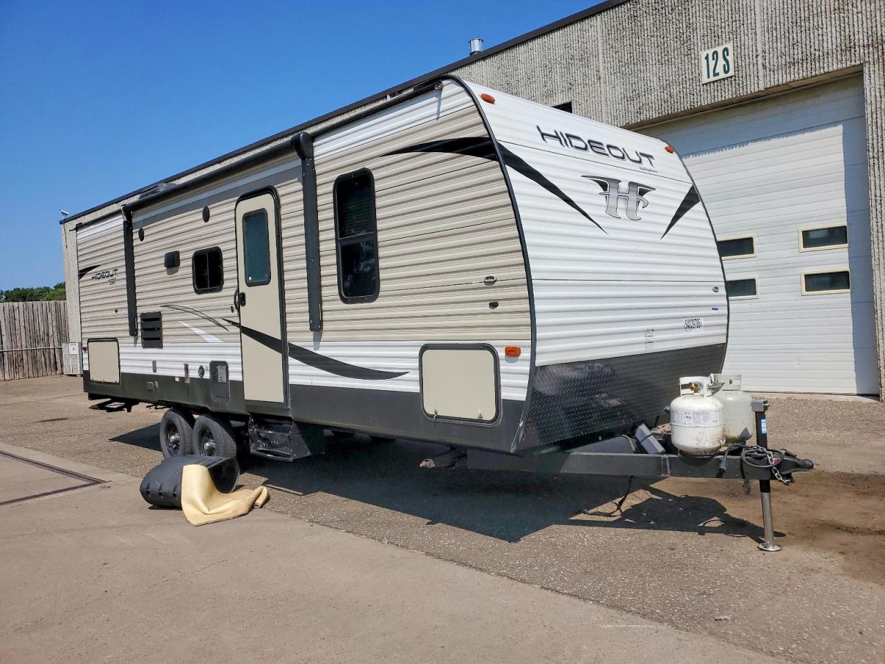 4YDT24226K7245258 · 2019 KEYSTONE HIDEOUT