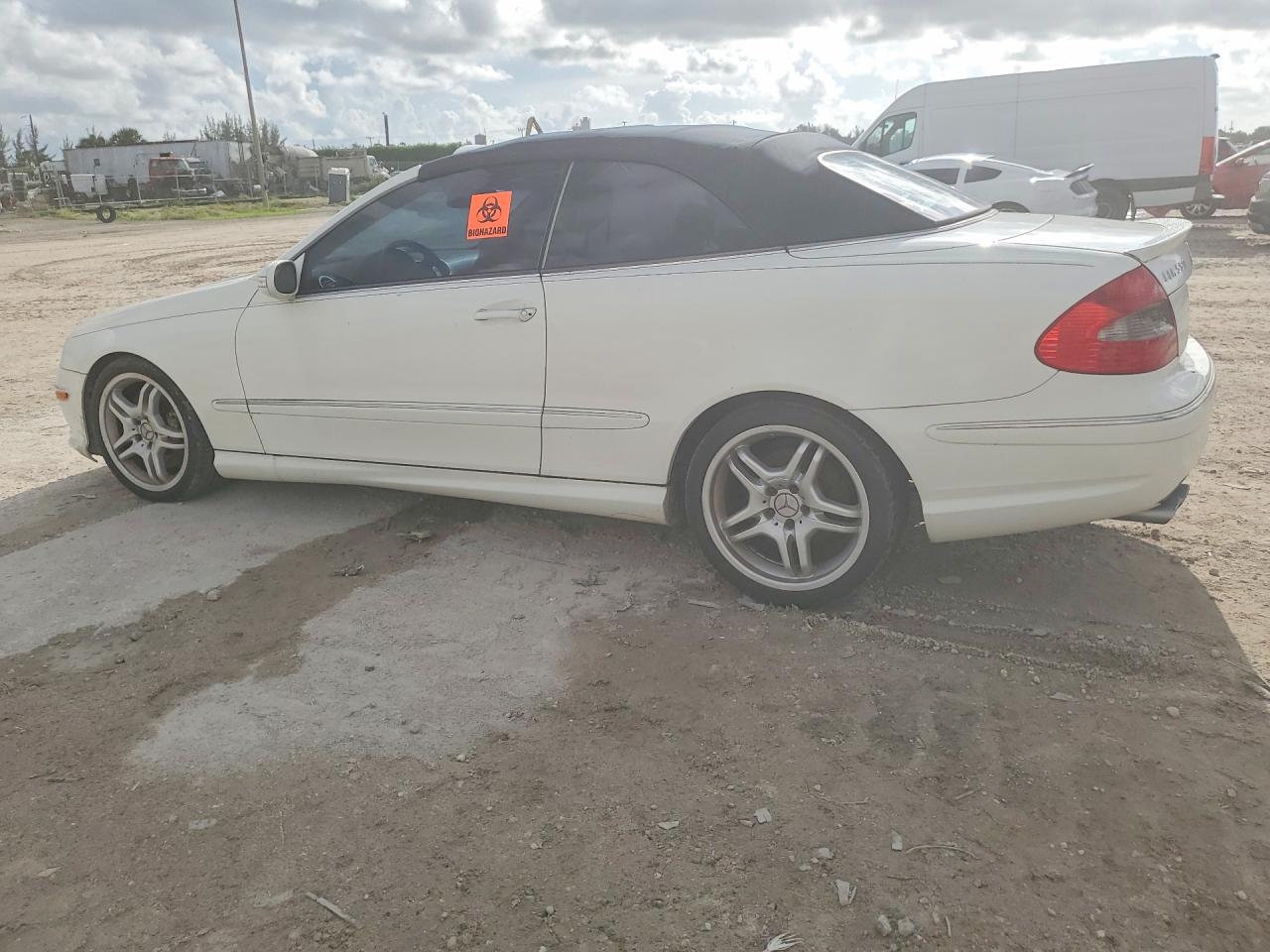 WDBTK72F78T094128 · 2008 MERCEDES-BENZ CLK · 2/12