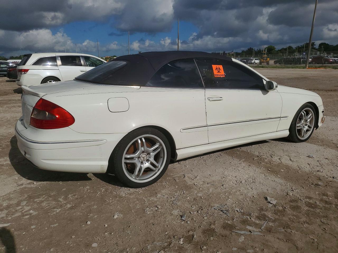 WDBTK72F78T094128 · 2008 MERCEDES-BENZ CLK · 3/12