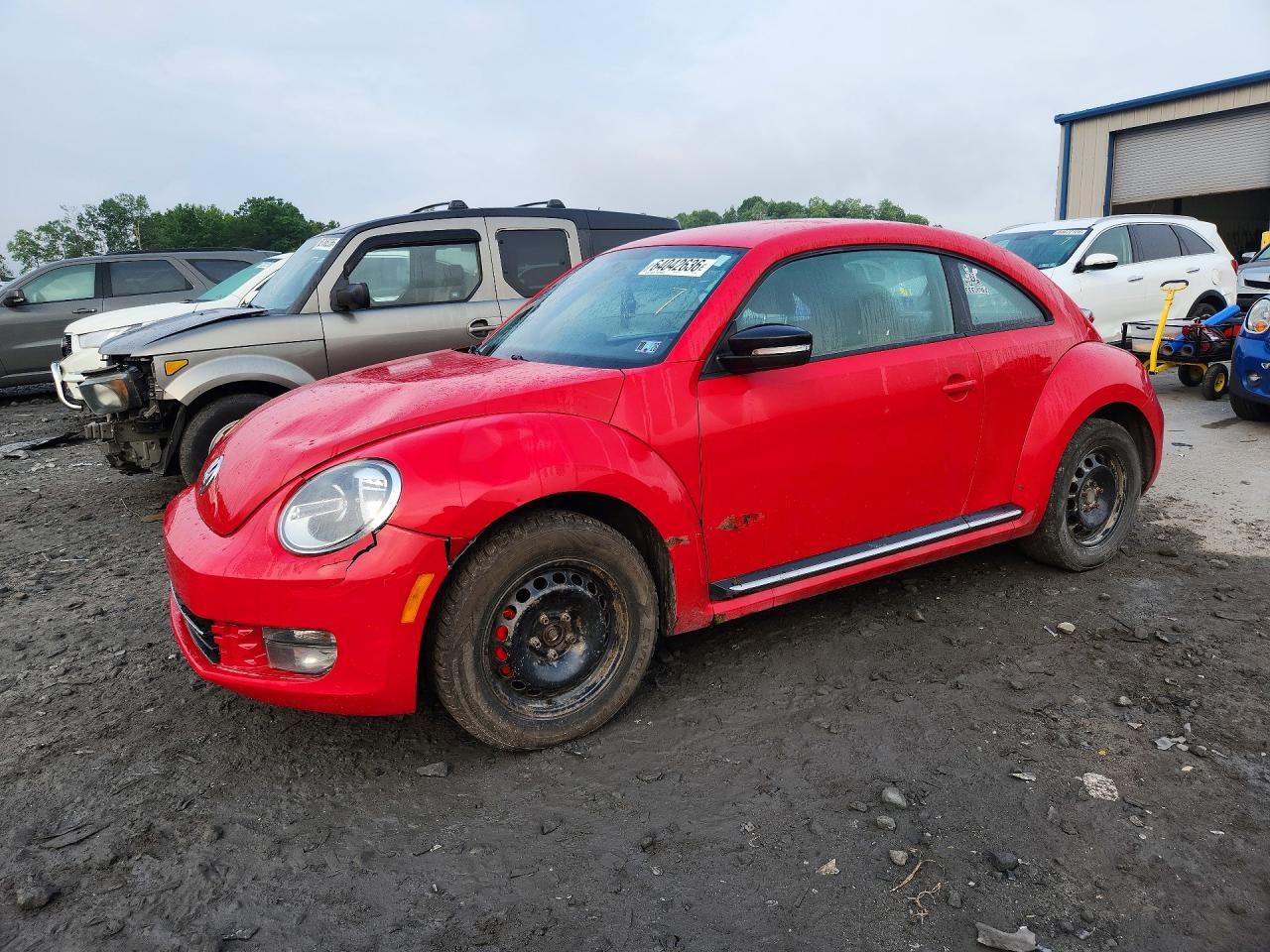 2013 VOLKSWAGEN BEETLE