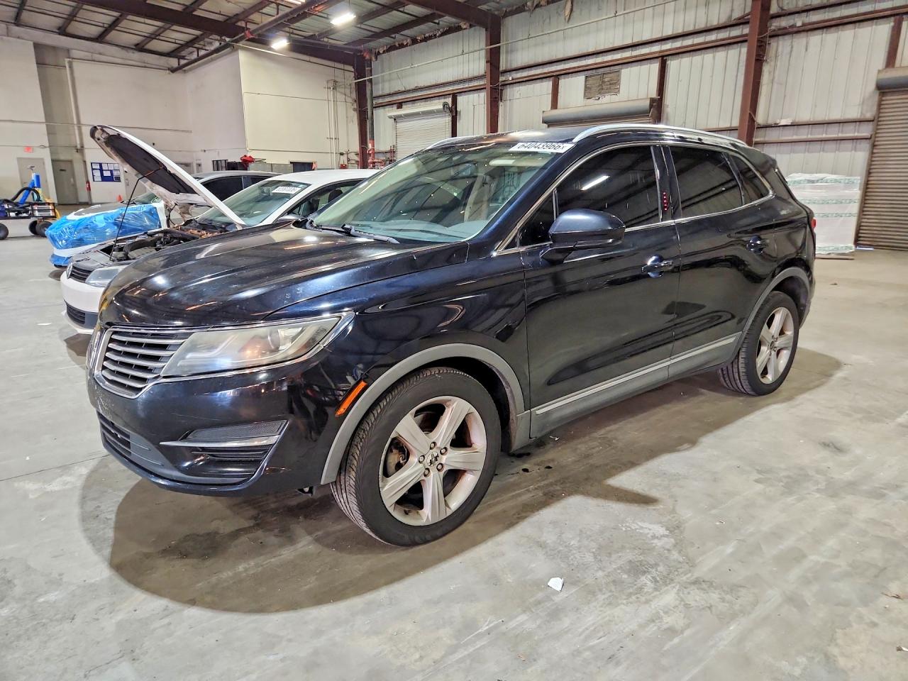5LMCJ1C94HUL22292 · 2017 LINCOLN MKC