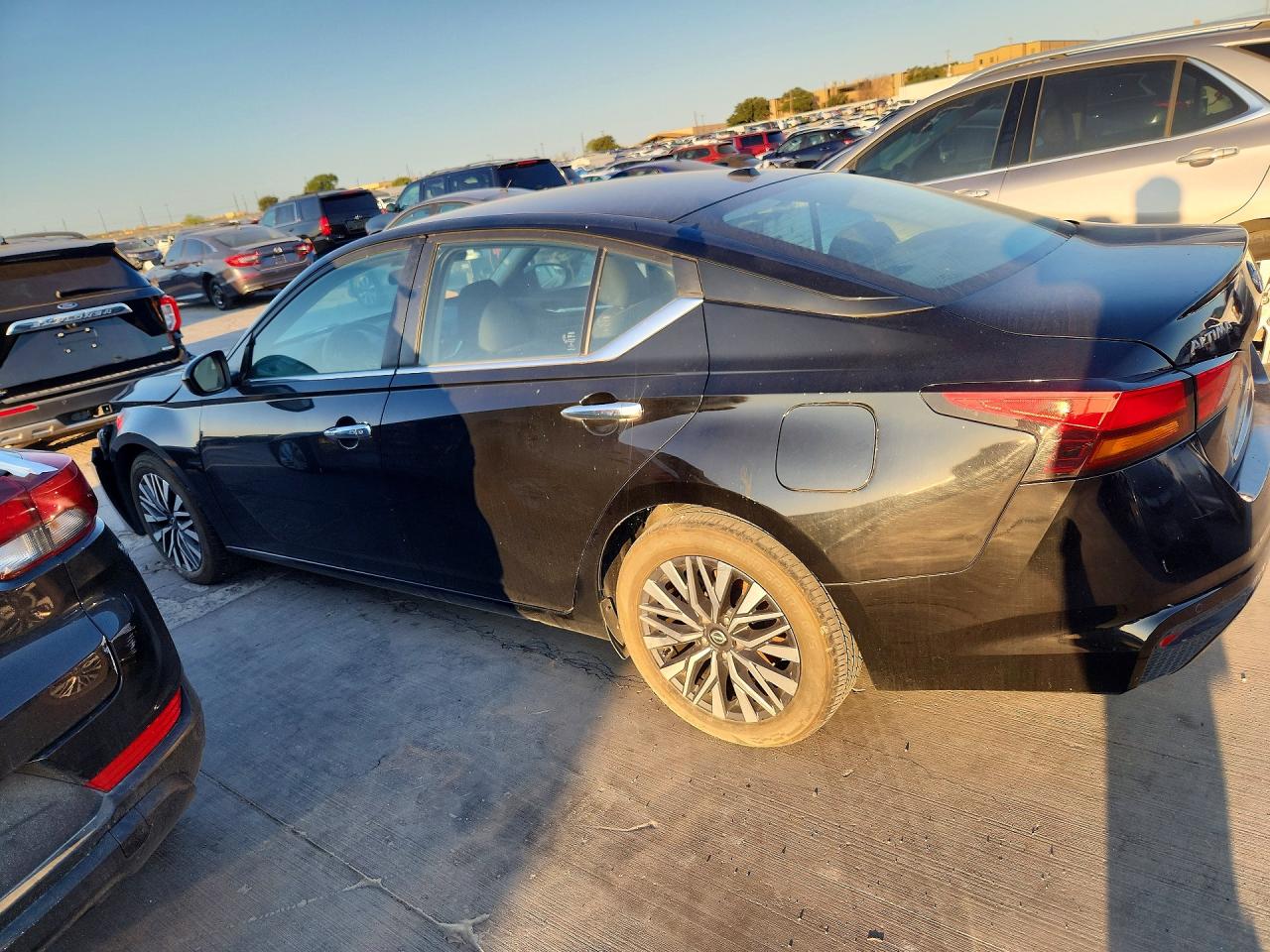 1N4BL4DV4PN312788 · 2023 NISSAN ALTIMA · 2/12