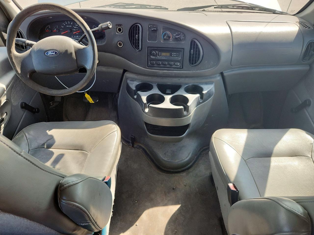 1FTSS34L36HB45178 · 2006 FORD ECONOLINE · 8/13