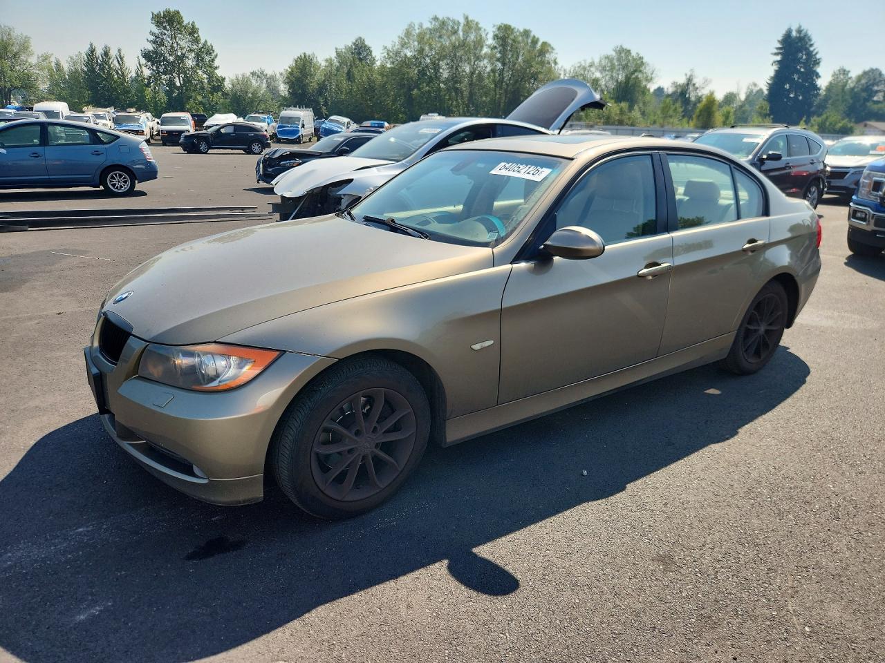 WBAVC73547KP31782 · 2007 BMW 328