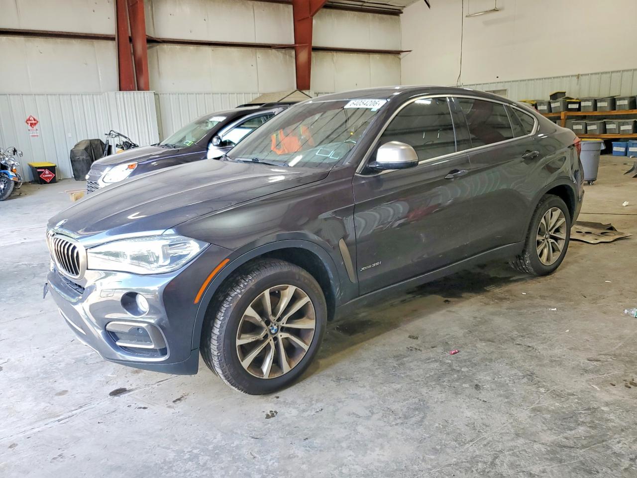 5UXKU2C39H0U28805 · 2017 BMW X6