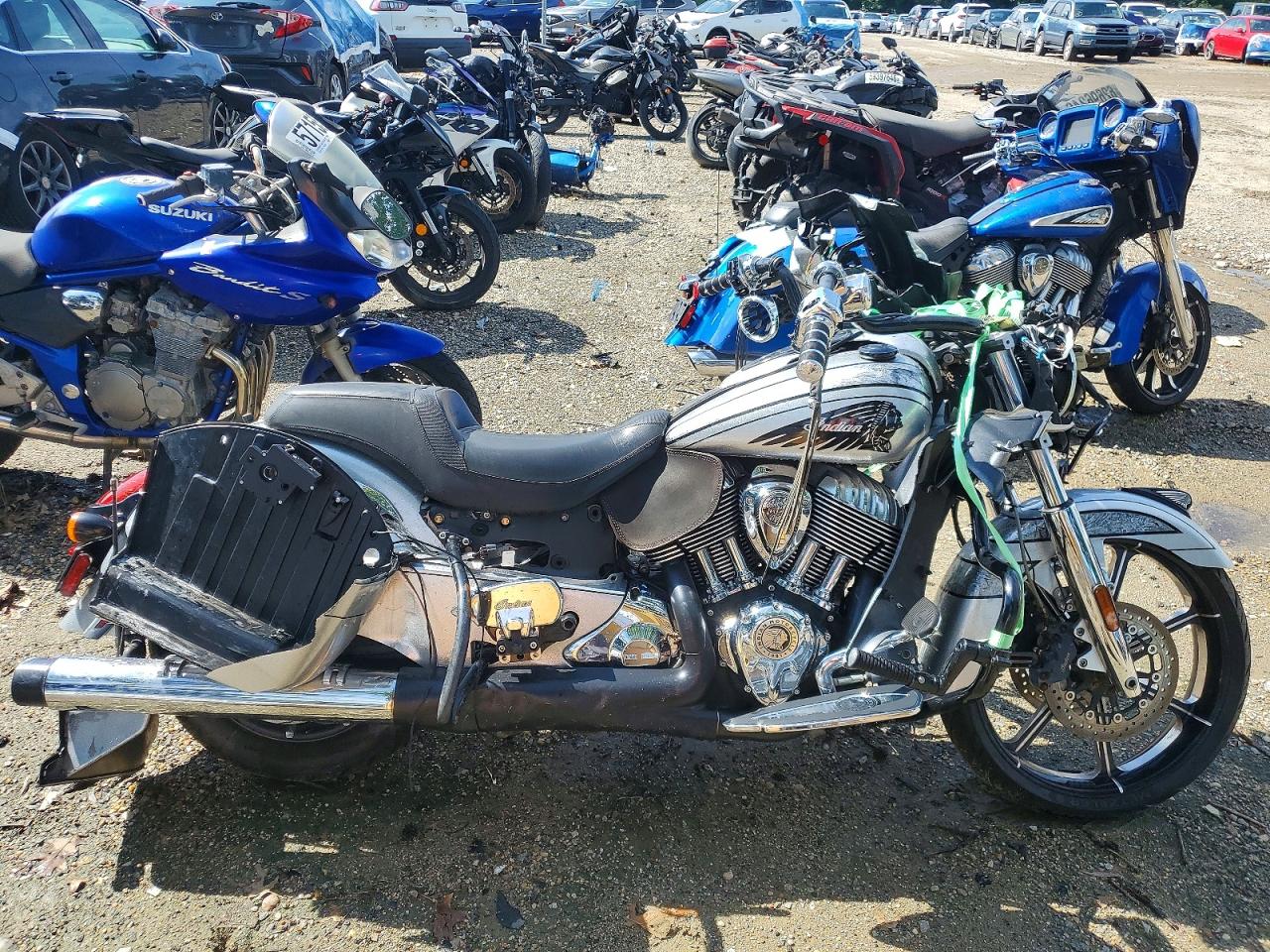 56KTCEAA3J3368319 · 2018 INDIAN MOTORCYCLE CO. CHIEFTAIN