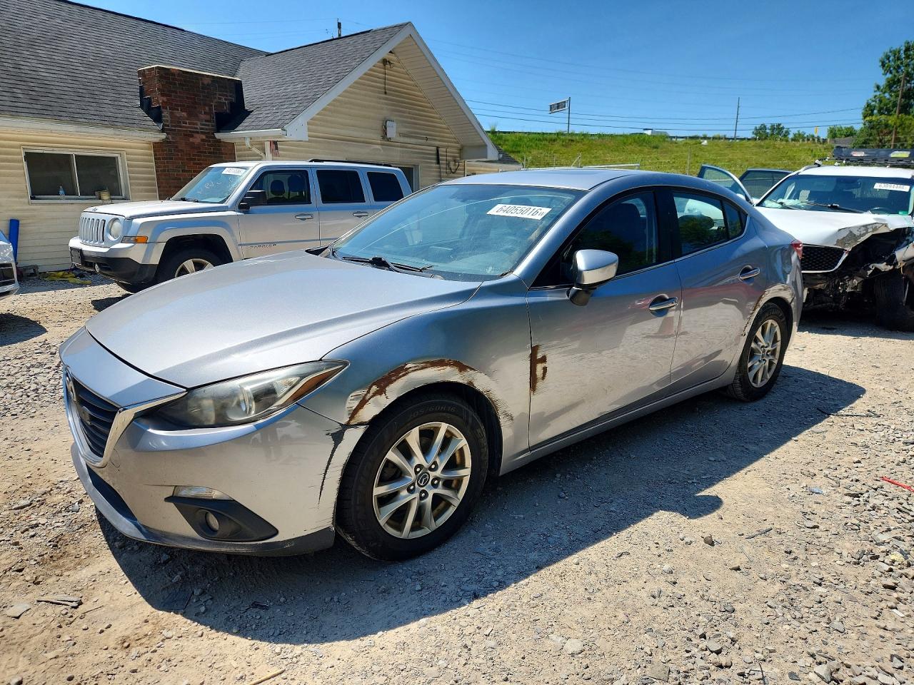 JM1BM1X73G1299204 · 2016 MAZDA 3
