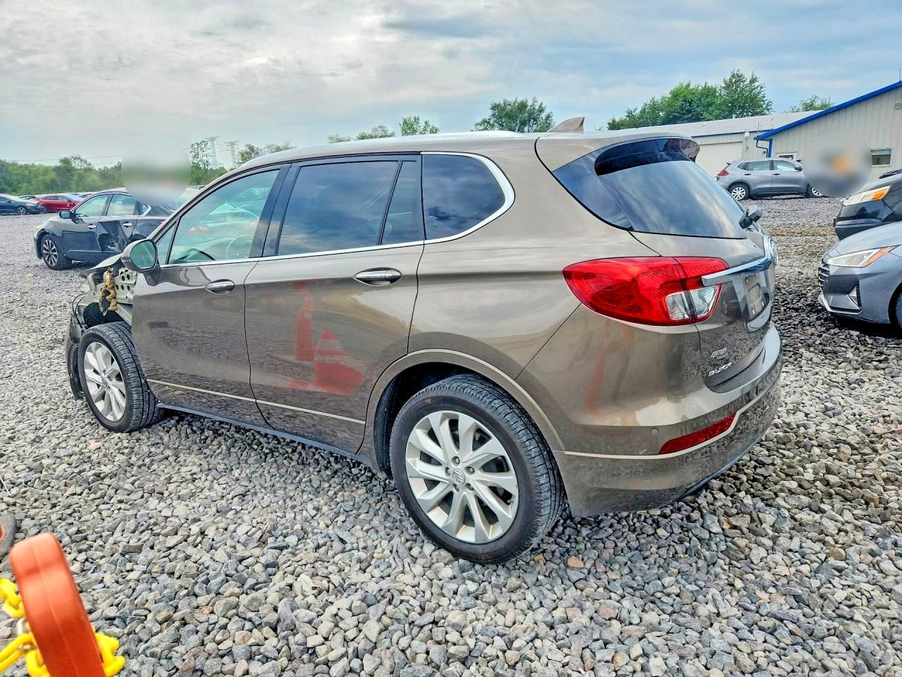 LRBFXFSX1HD100310 · 2017 BUICK ENVISION · 2/12