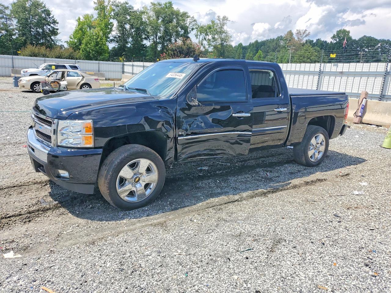 3GCPCSE02BG323152 · 2011 CHEVROLET SILVERADO