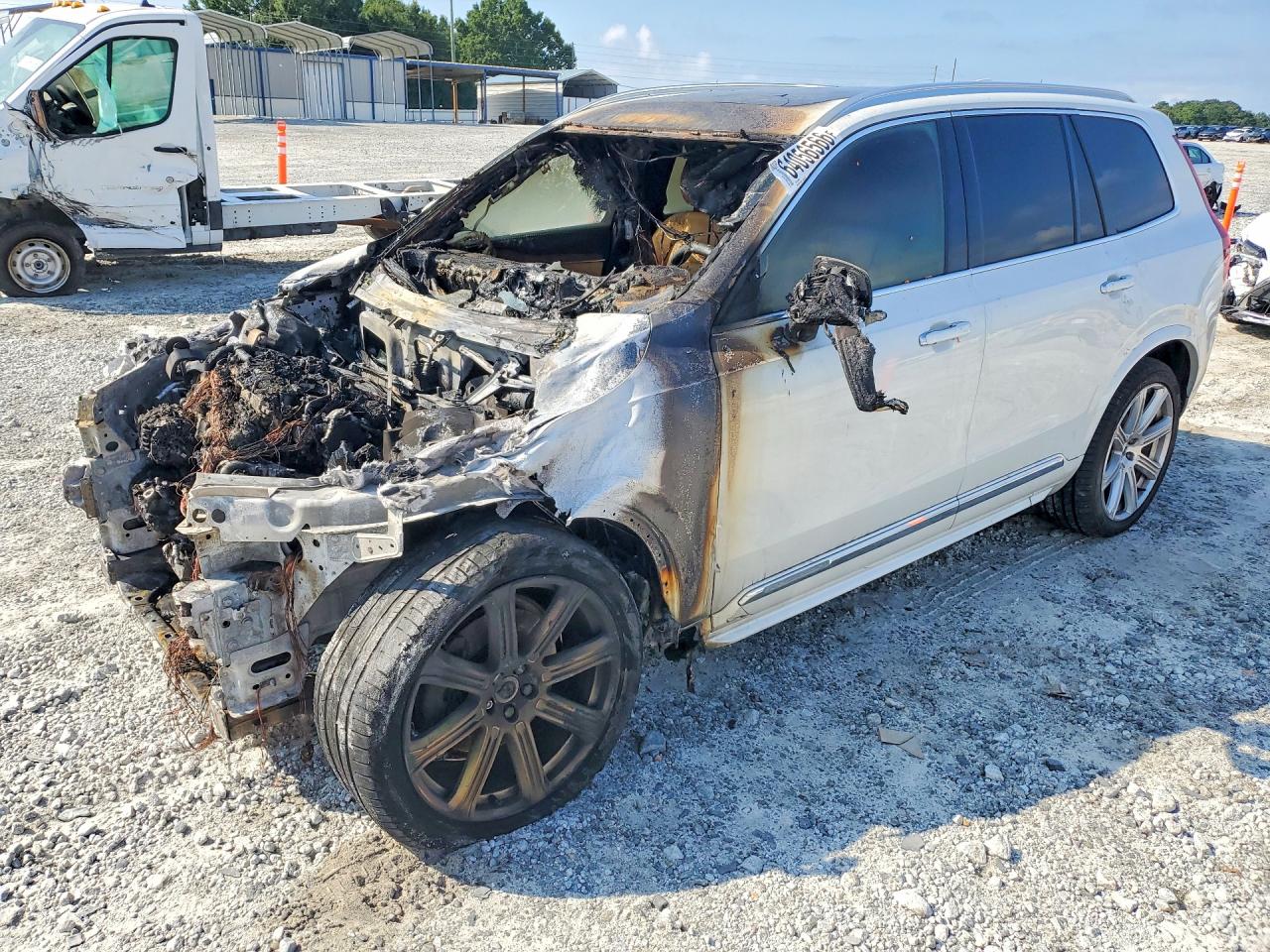 YV4A22PL0H1163552 · 2017 VOLVO XC90