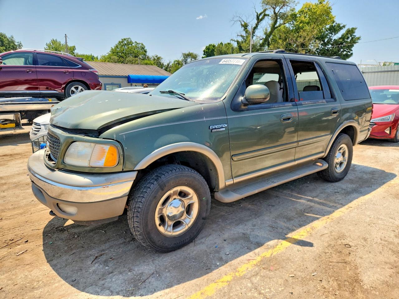 1FMPU18L0YLA43153 · 2000 FORD EXPEDITION