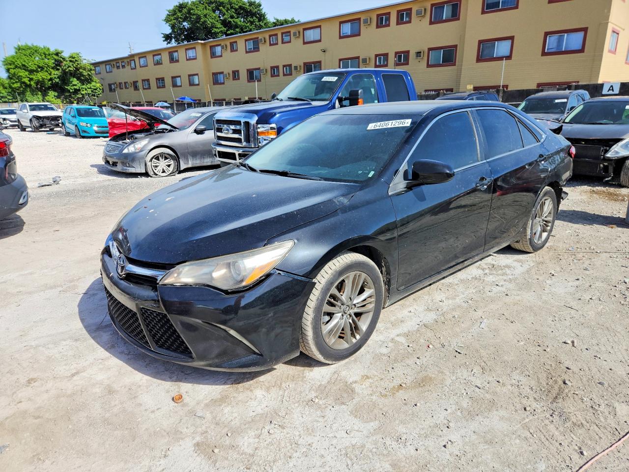 4T1BF1FK2GU240980 · 2016 TOYOTA CAMRY