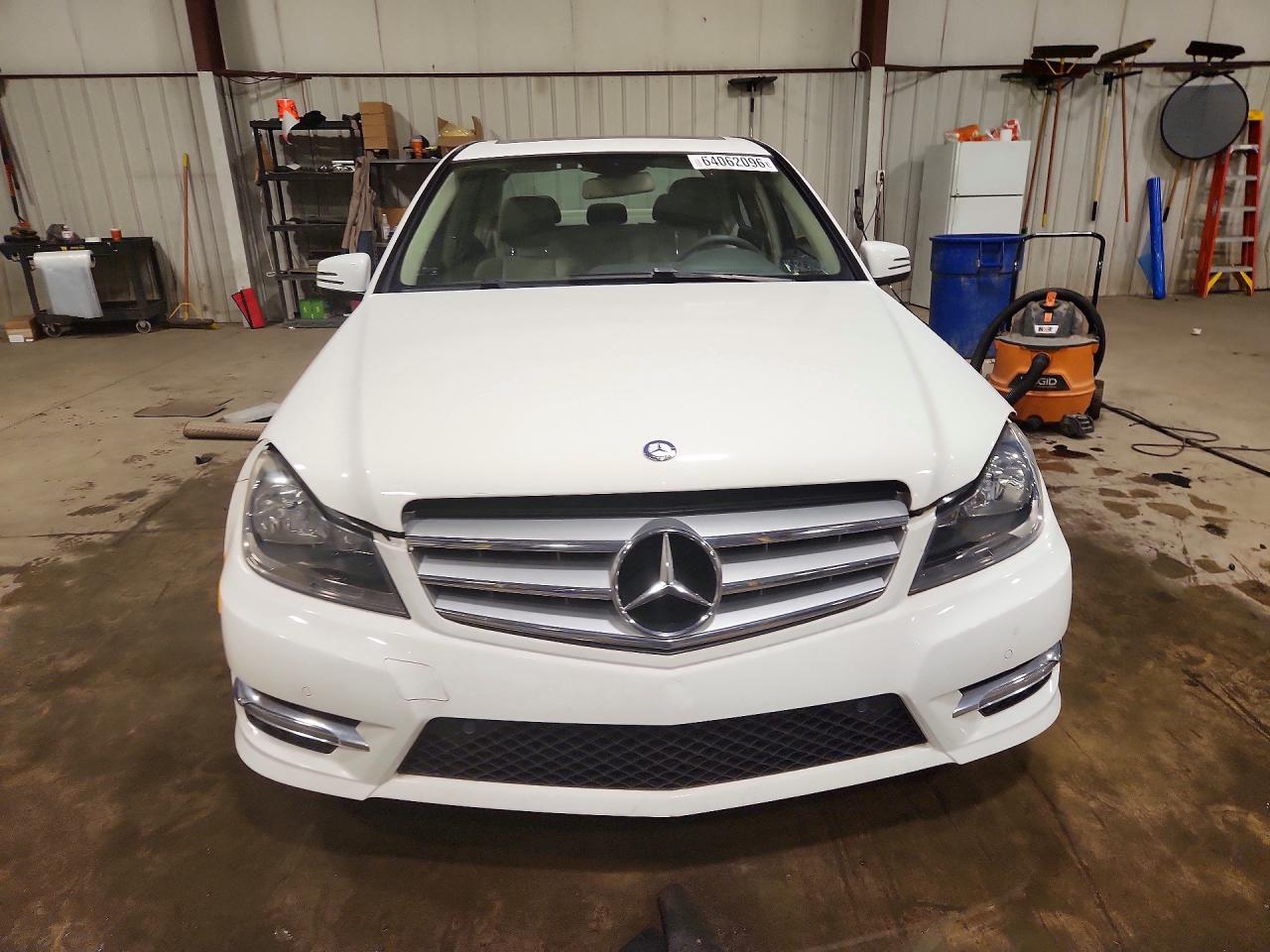 WDDGF8AB1DR281714 · 2013 MERCEDES-BENZ C · 5/12