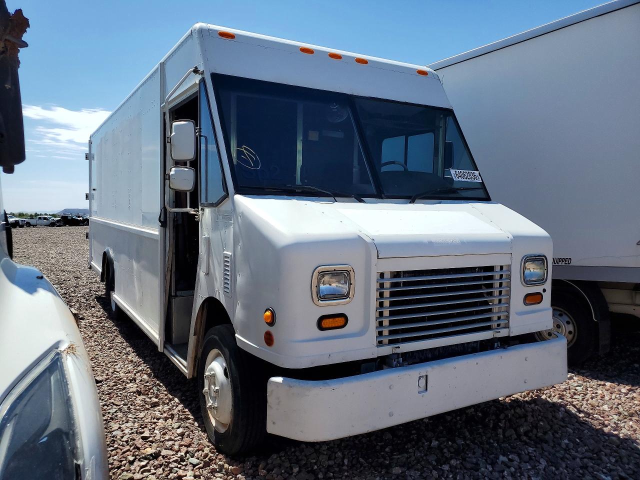 4UZAANBW15CU14941 · 2005 FREIGHTLINER MT45 CHASSIS · 4/12