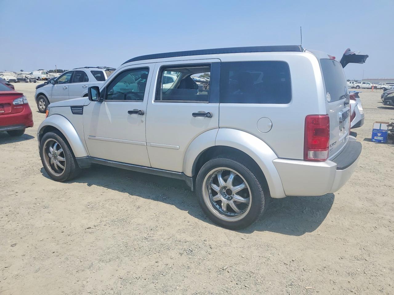 1D8GT58K68W127421 · 2008 DODGE NITRO · 2/12