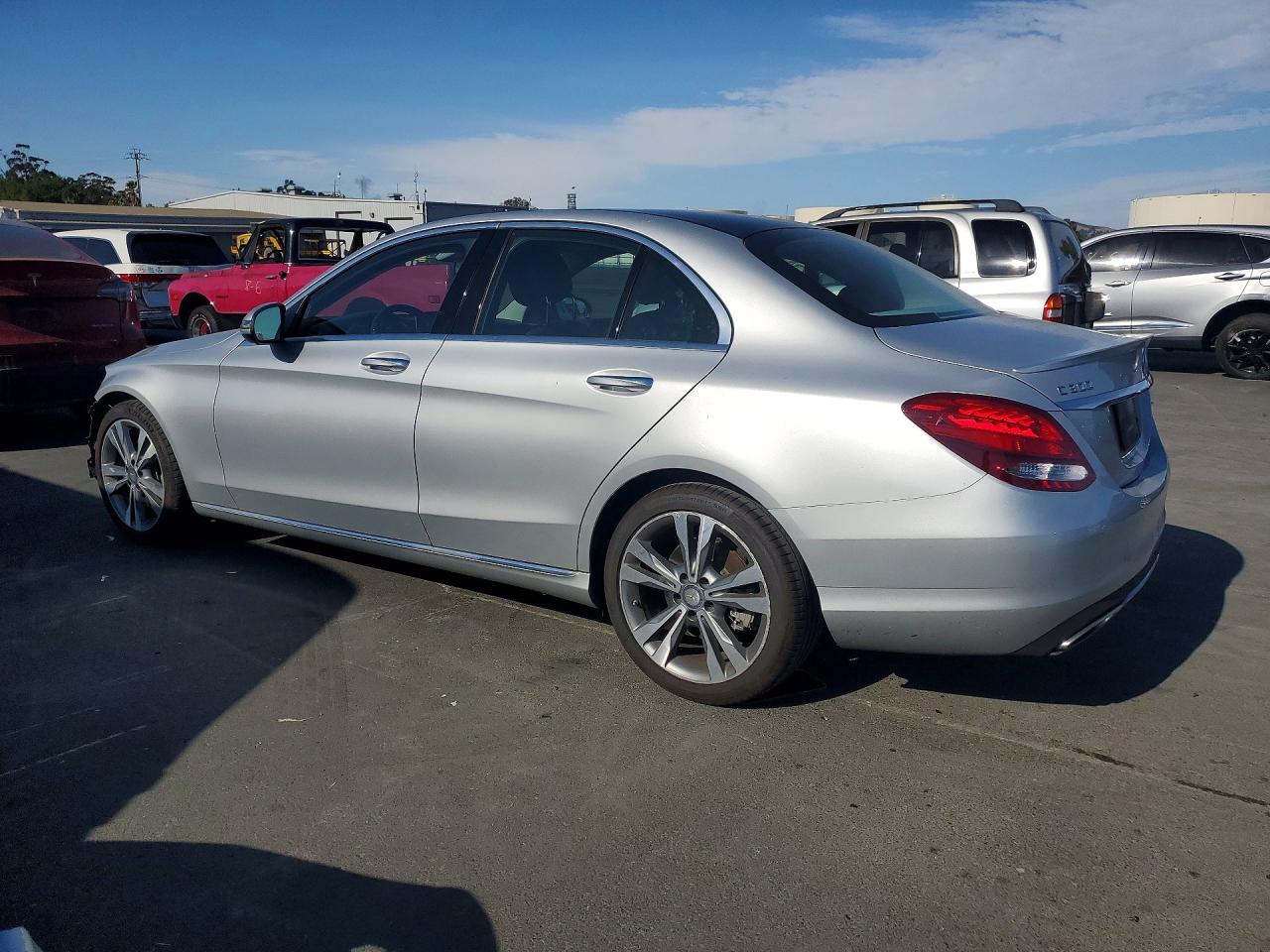 55SWF4JB9GU141479 · 2016 MERCEDES-BENZ C · 2/13