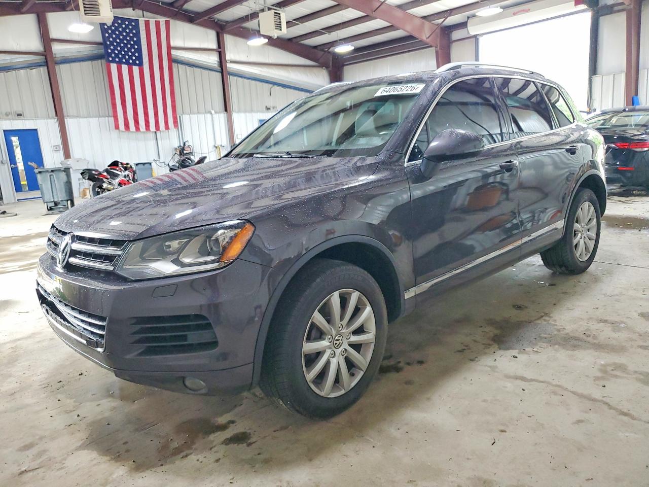 WVGFF9BP6CD000651 · 2012 VOLKSWAGEN TOUAREG