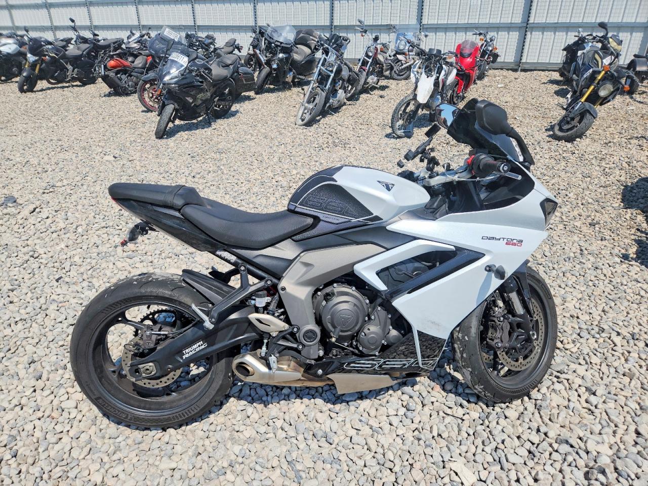 SMTL23UF1STBU9546 · 2025 TRIUMPH MOTORCYCLE DAYTONA
