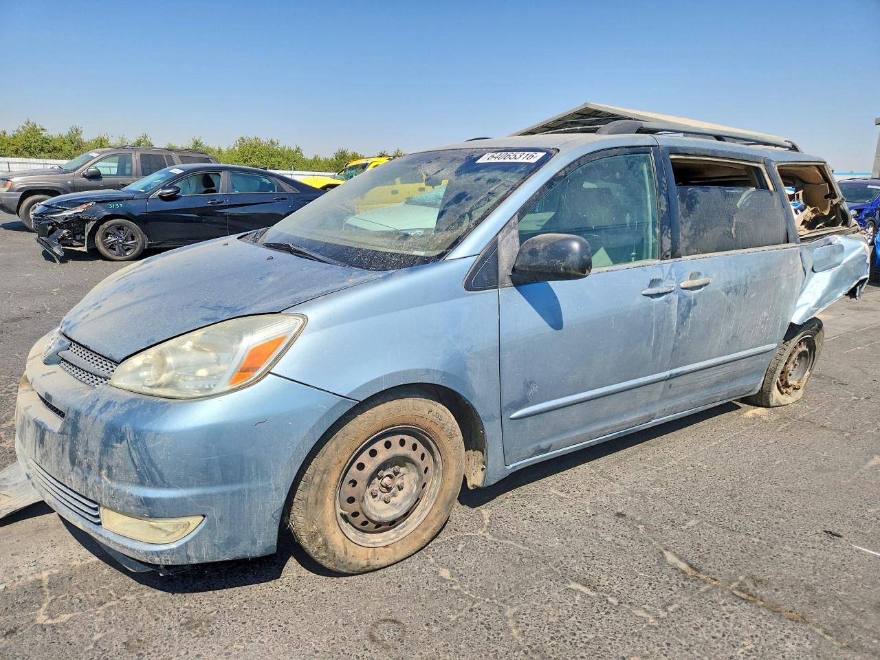 2004 TOYOTA SIENNA