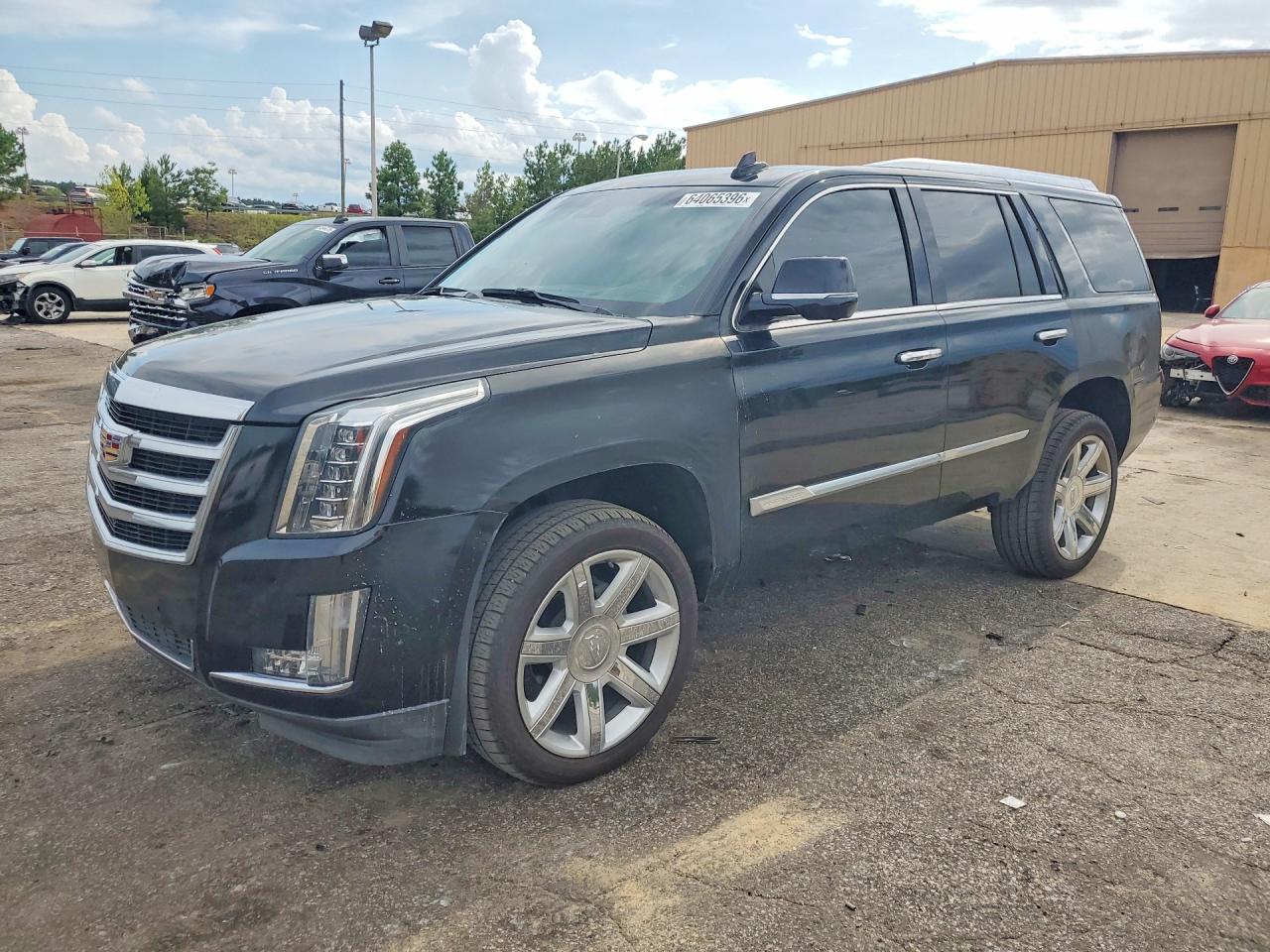 1GYS3BKJ2JR104451 · 2018 CADILLAC ESCALADE