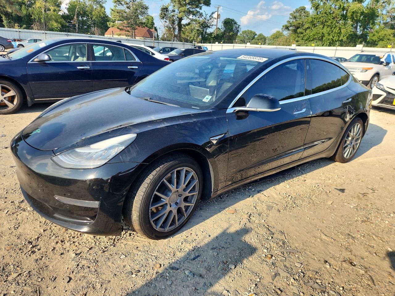 5YJ3E1EB8KF413268 · 2019 TESLA MODEL 3