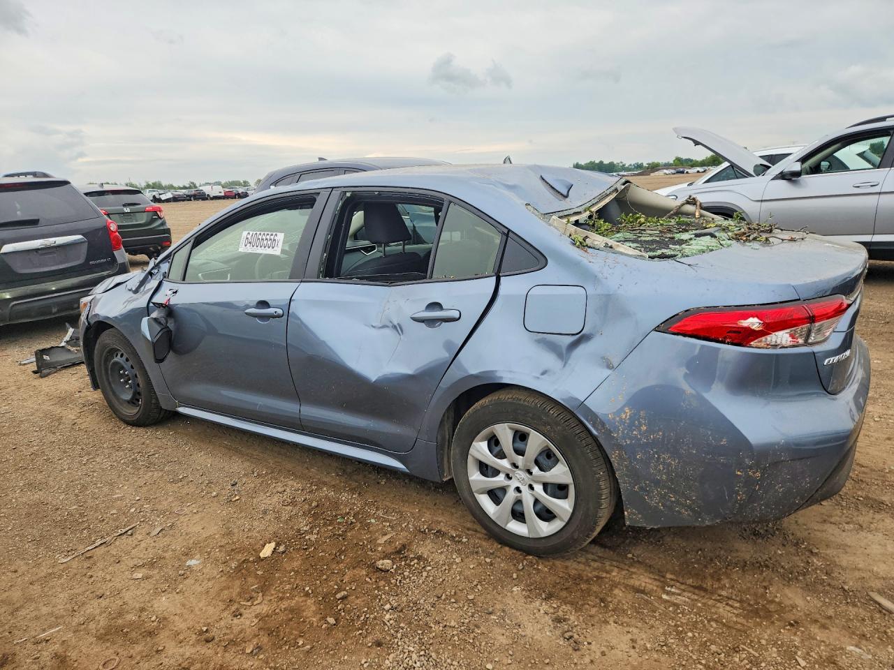 JTDBCMFE2S3107594 · 2025 TOYOTA COROLLA HYBRID · 2/13