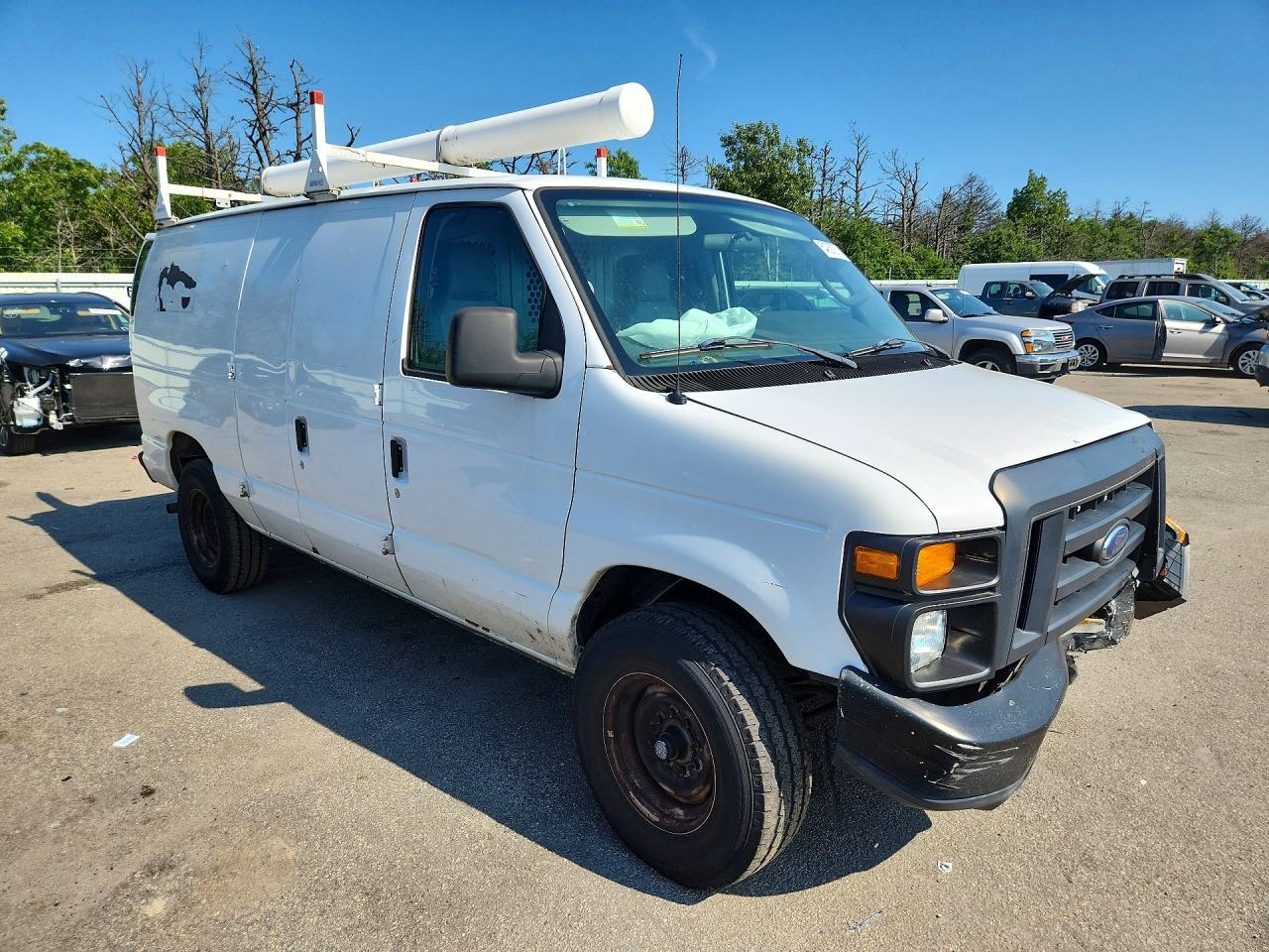 1FTNE2EW0EDA07725 · 2014 FORD ECONOLINE · 4/13