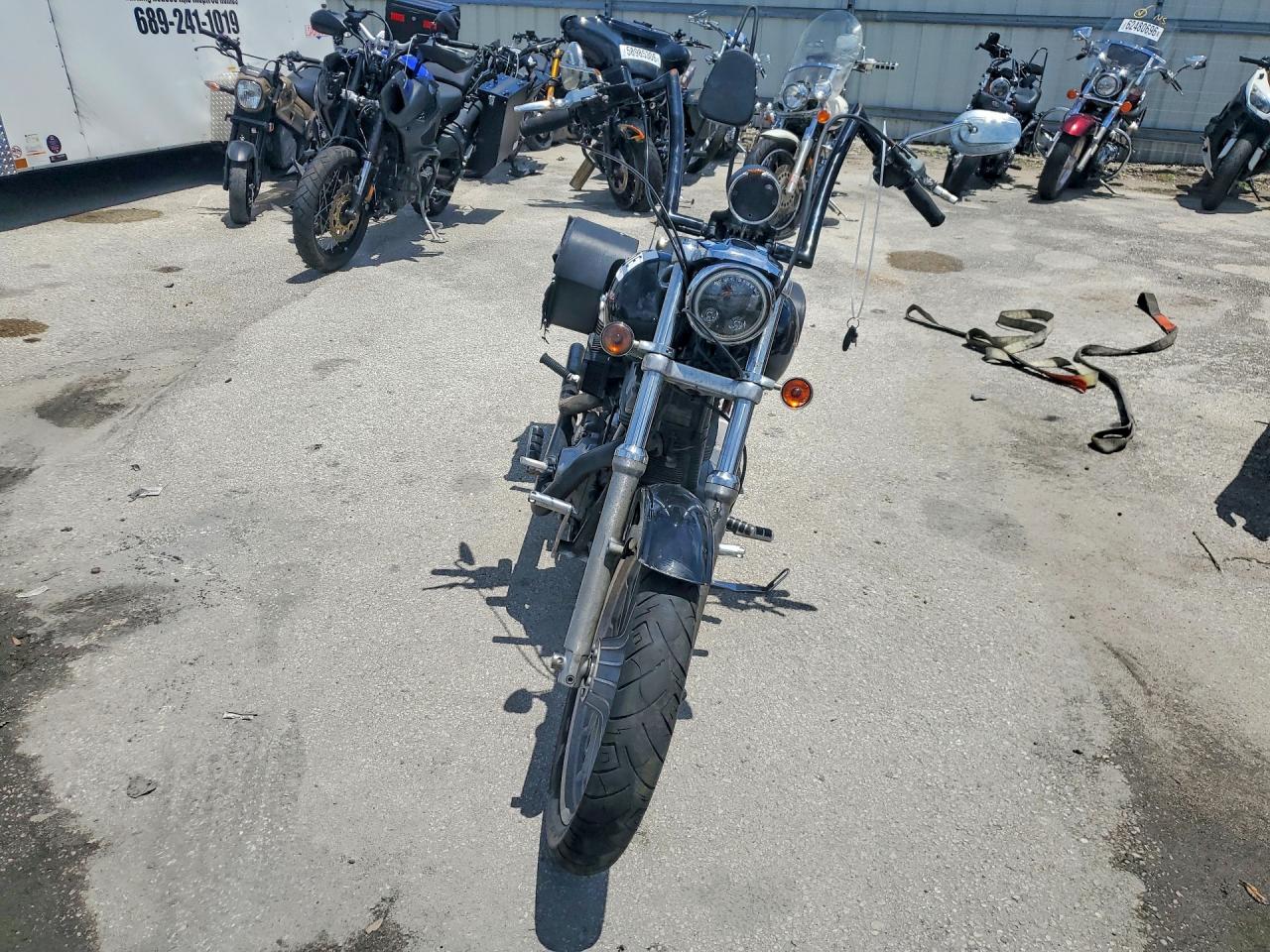 1HD1GHV124K327444 · 2004 HARLEY-DAVIDSON FXD · 2/9