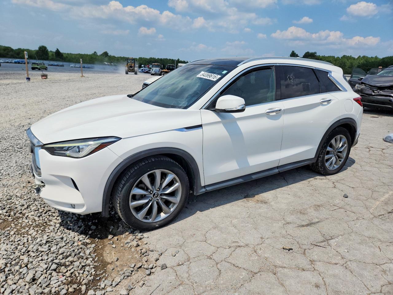 3PCAJ5M15KF130992 · 2019 INFINITI QX50
