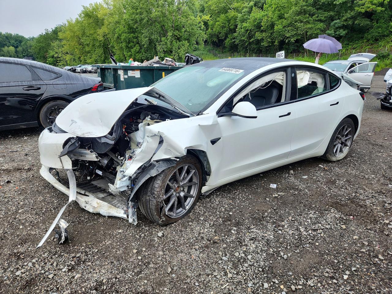 5YJ3E1EB7NF238113 · 2022 TESLA MODEL 3