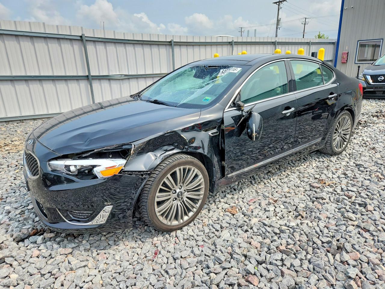 KNALN4D70G5211254 · 2016 KIA CADENZA
