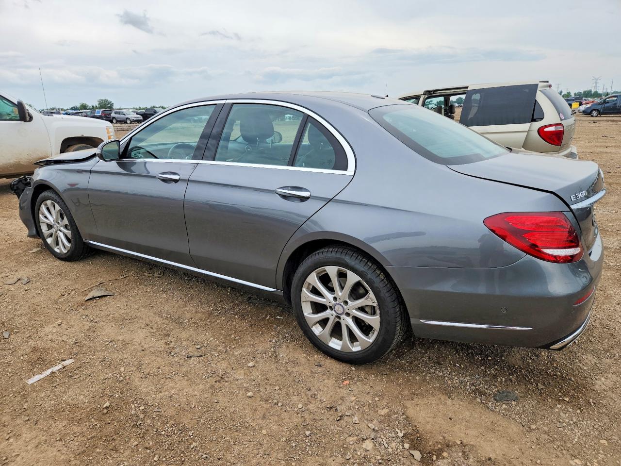 WDDZF4KB3HA169534 · 2017 MERCEDES-BENZ E · 2/12
