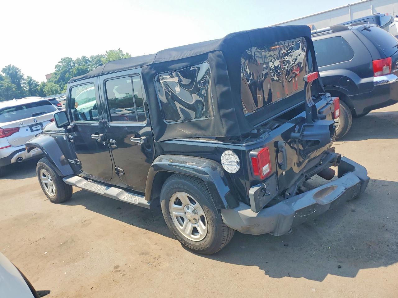 1J4BA3H11BL625944 · 2011 JEEP WRANGLER UNLIMITED · 2/13