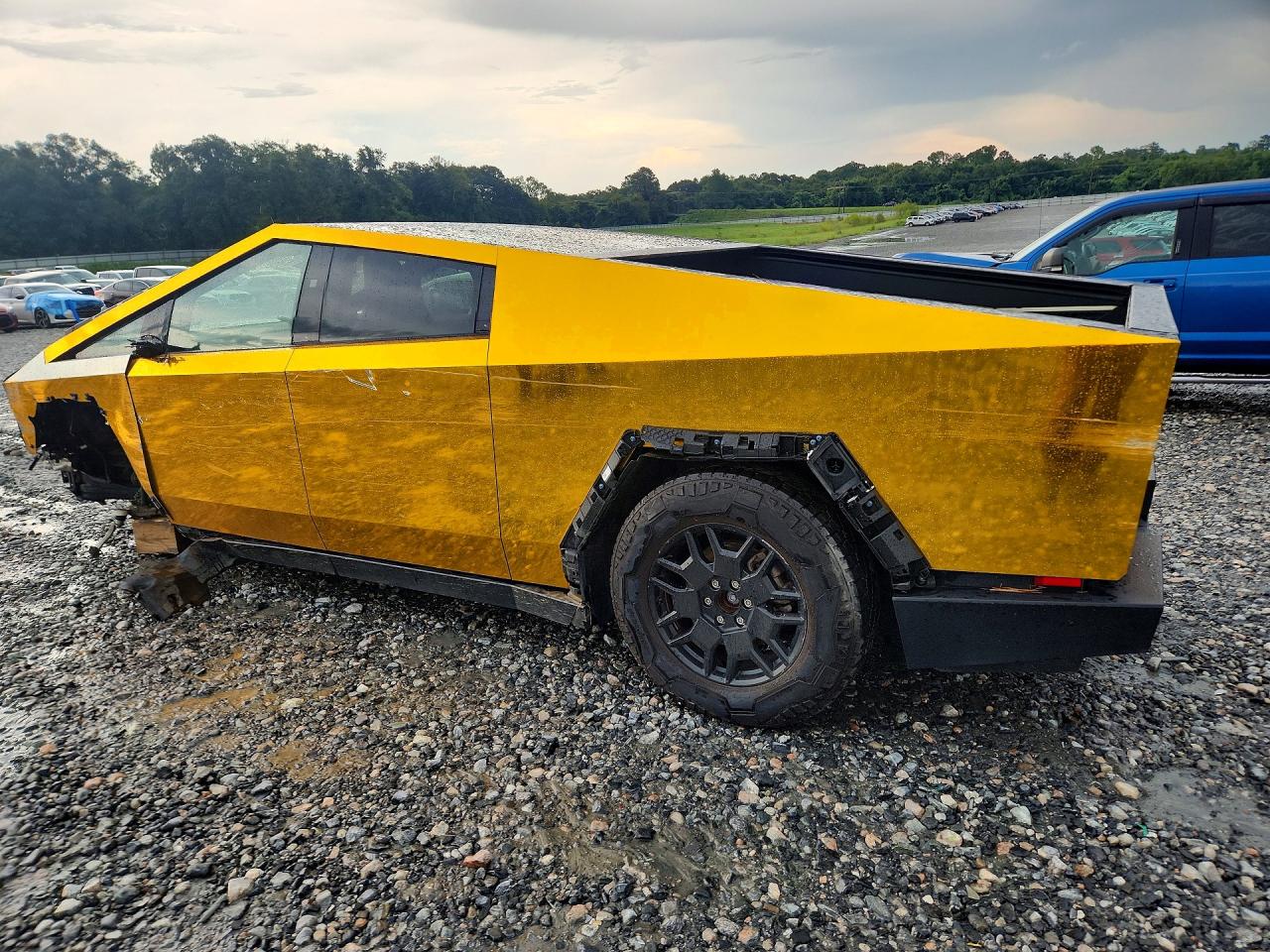7G2CEHEE9SA075778 · 2025 TESLA CYBERTRUCK · 2/12