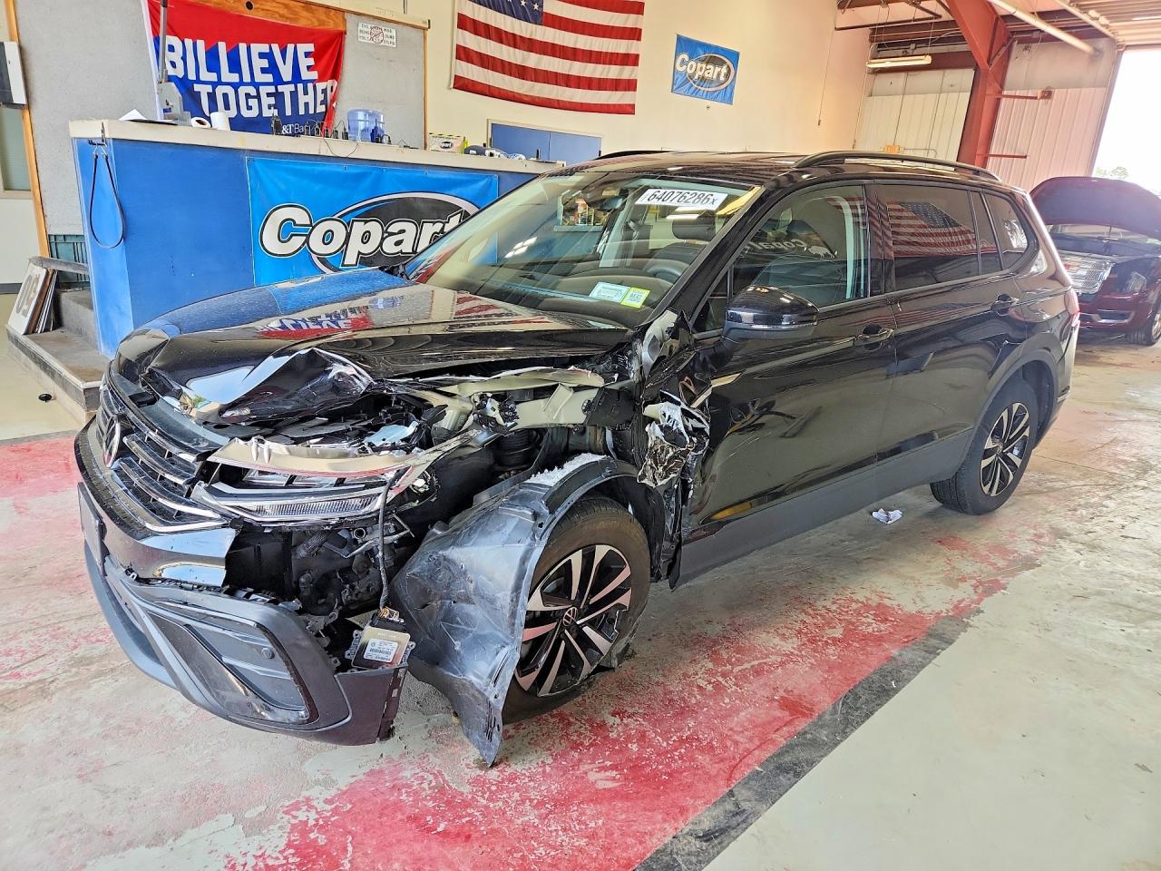 3VVFB7AX5PM067954 · 2023 VOLKSWAGEN TIGUAN