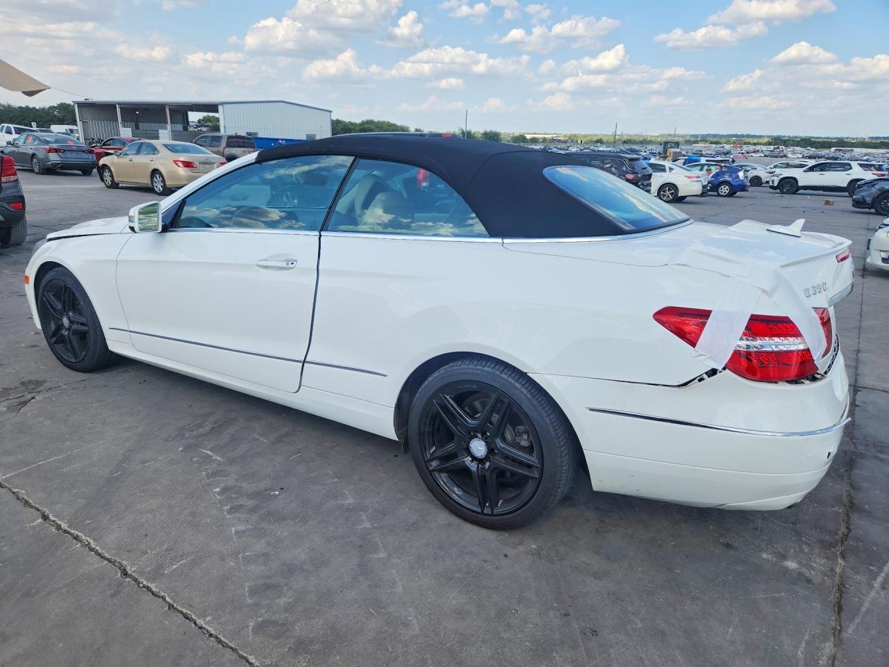 WDDKK5KFXDF188052 · 2013 MERCEDES-BENZ E · 2/12