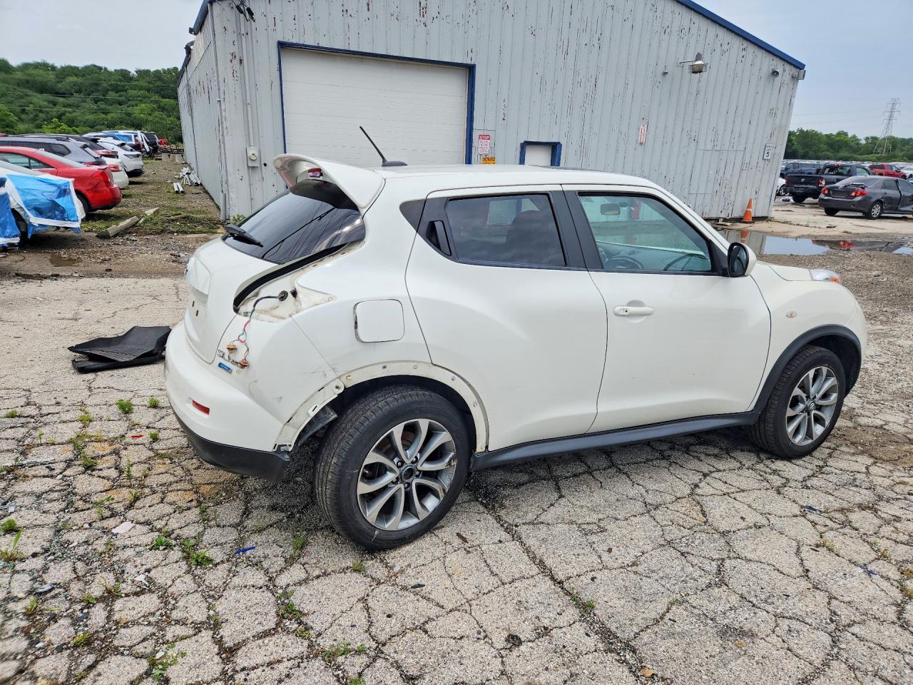 JN8AF5MV7DT211985 · 2013 NISSAN JUKE · 3/13