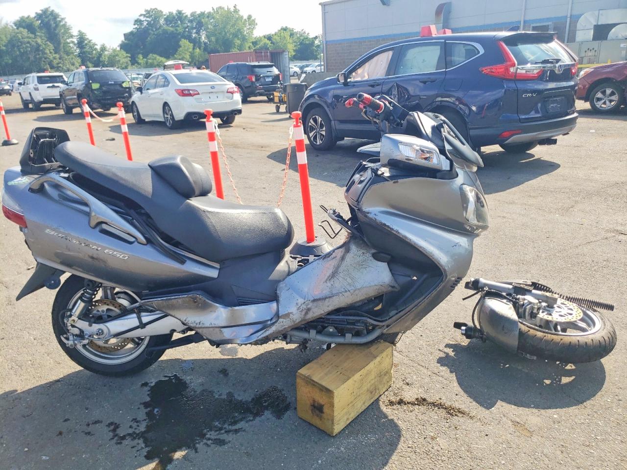 JS1CP51AX62102166 · 2006 SUZUKI AN650