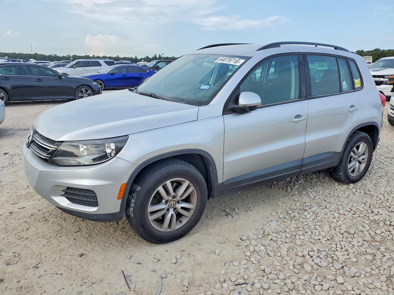 WVGAV7AX4FW597598 · 2015 VOLKSWAGEN TIGUAN