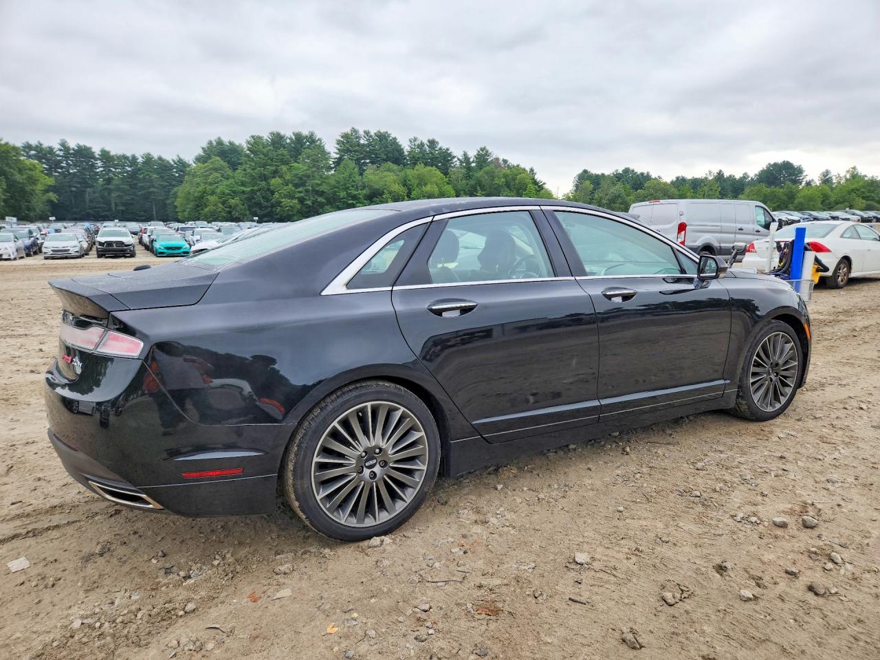 3LN6L2LU8GR603277 · 2016 LINCOLN MKZ · 3/12