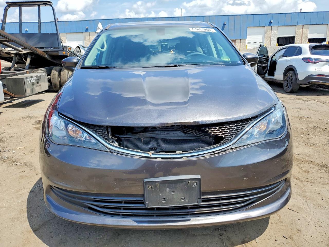 2C4RC1DG9HR720183 · 2017 CHRYSLER PACIFICA · 5/13