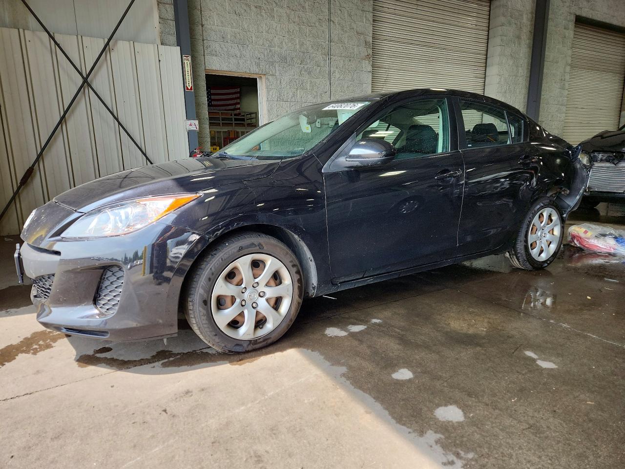 JM1BL1U78D1752218 · 2013 MAZDA 3