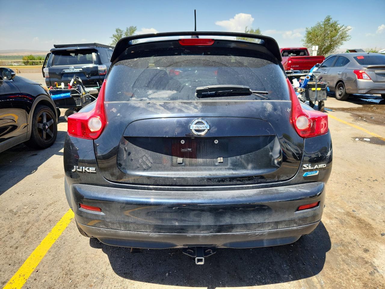 JN8AF5MV2CT123165 · 2012 NISSAN JUKE · 6/13